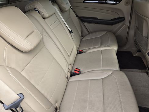 Used 2013 Mercedes-Benz ML 350 2WD image 10