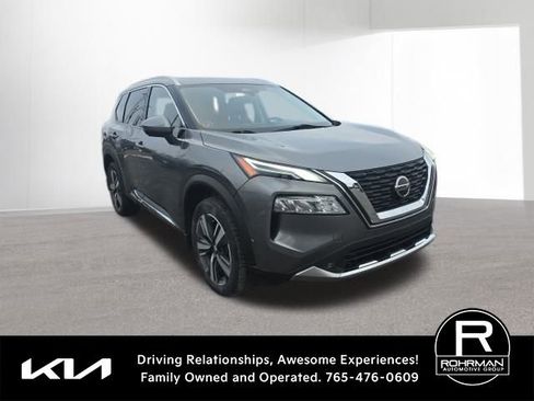 Used 2021 Nissan Rogue Platinum image 9
