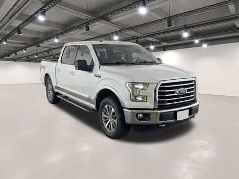 Used 2016 Ford F150 XLT w/ Equipment Group 302A Luxury AWD/4WD image 2