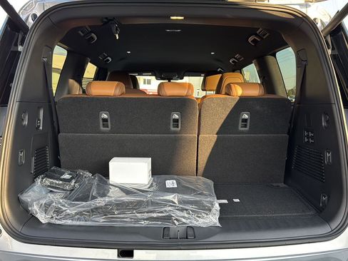 New 2026 Nissan Armada SL w/ Captain's Chari Seat Package RWD image 27