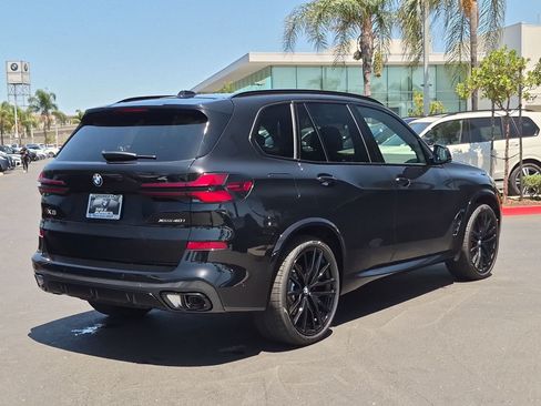 New 2026 BMW X5 xDrive40i w/ M Sport Package AWD/4WD image 10