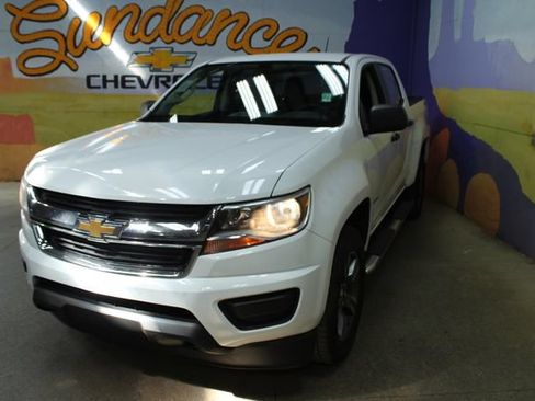 Used 2020 Chevrolet Colorado W/T w/ WT Convenience Package AWD/4WD image 4