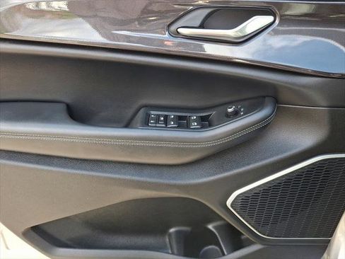 Certified 2022 Jeep Grand Cherokee Altitude image 23