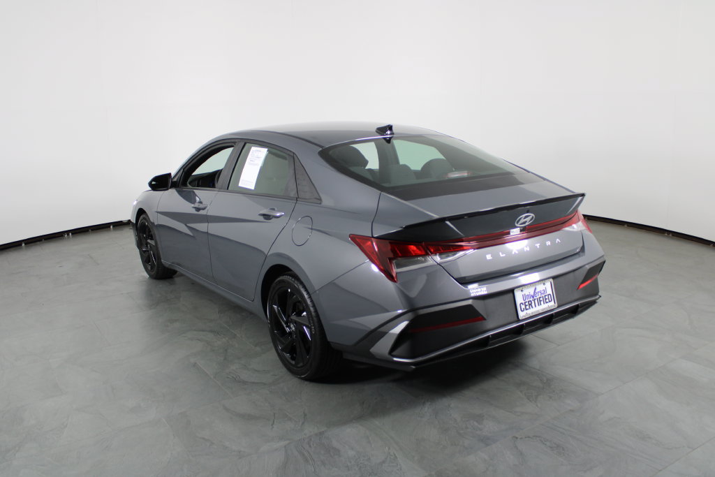 Certified 2026 Hyundai Elantra Sport FWD image 4