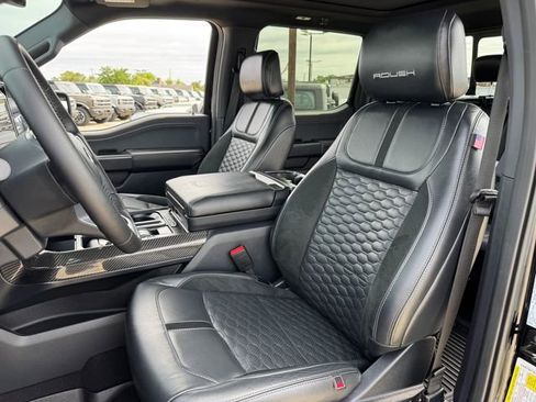 Used 2025 Ford F150 Lariat w/ Equipment Group 502A High AWD/4WD image 17