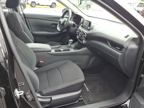 Used 2025 Nissan Sentra S FWD image 10
