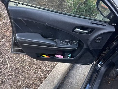 Used 2015 Dodge Charger R/T image 5