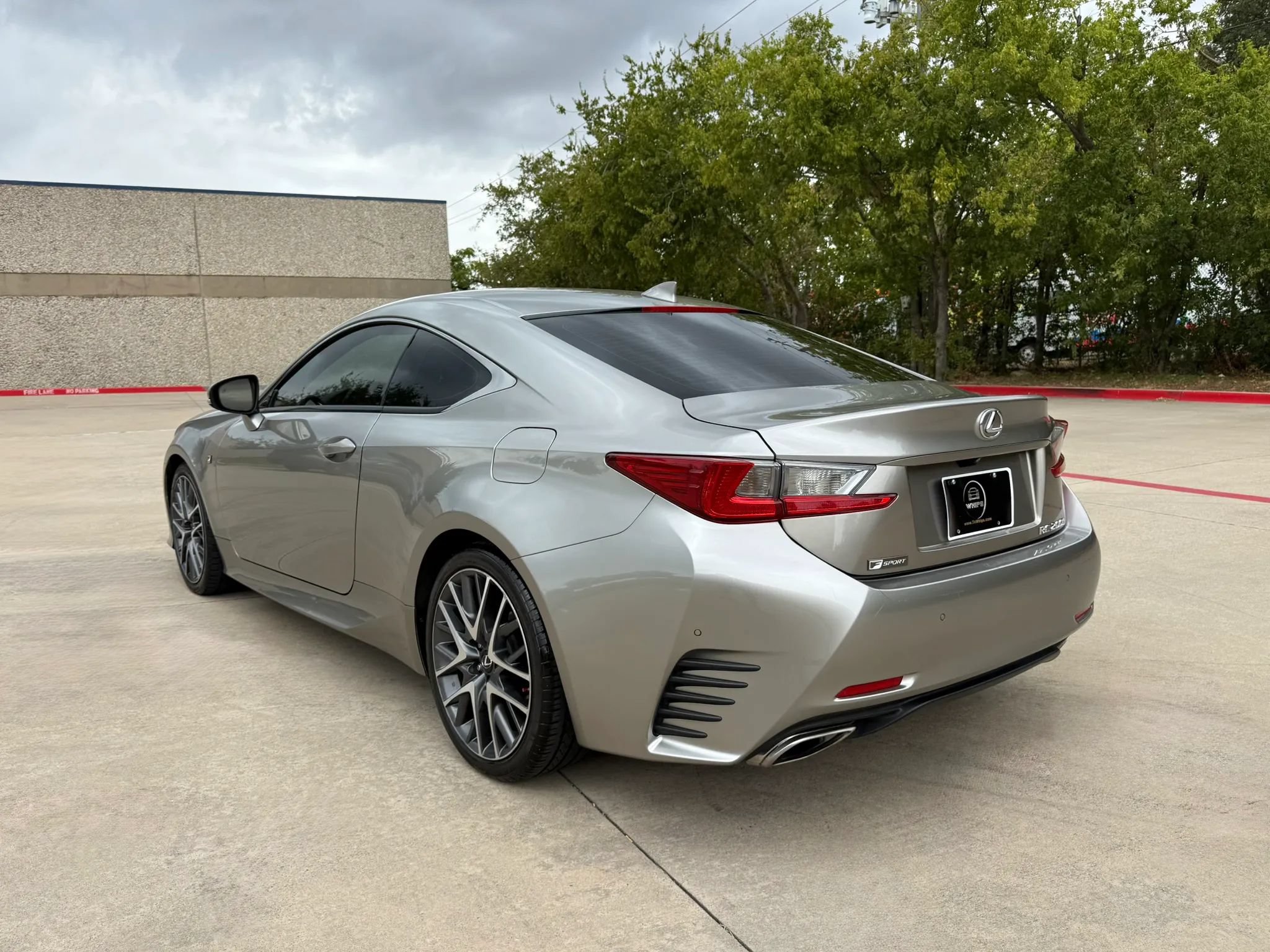 Used 2016 Lexus RC 200t RWD image 4