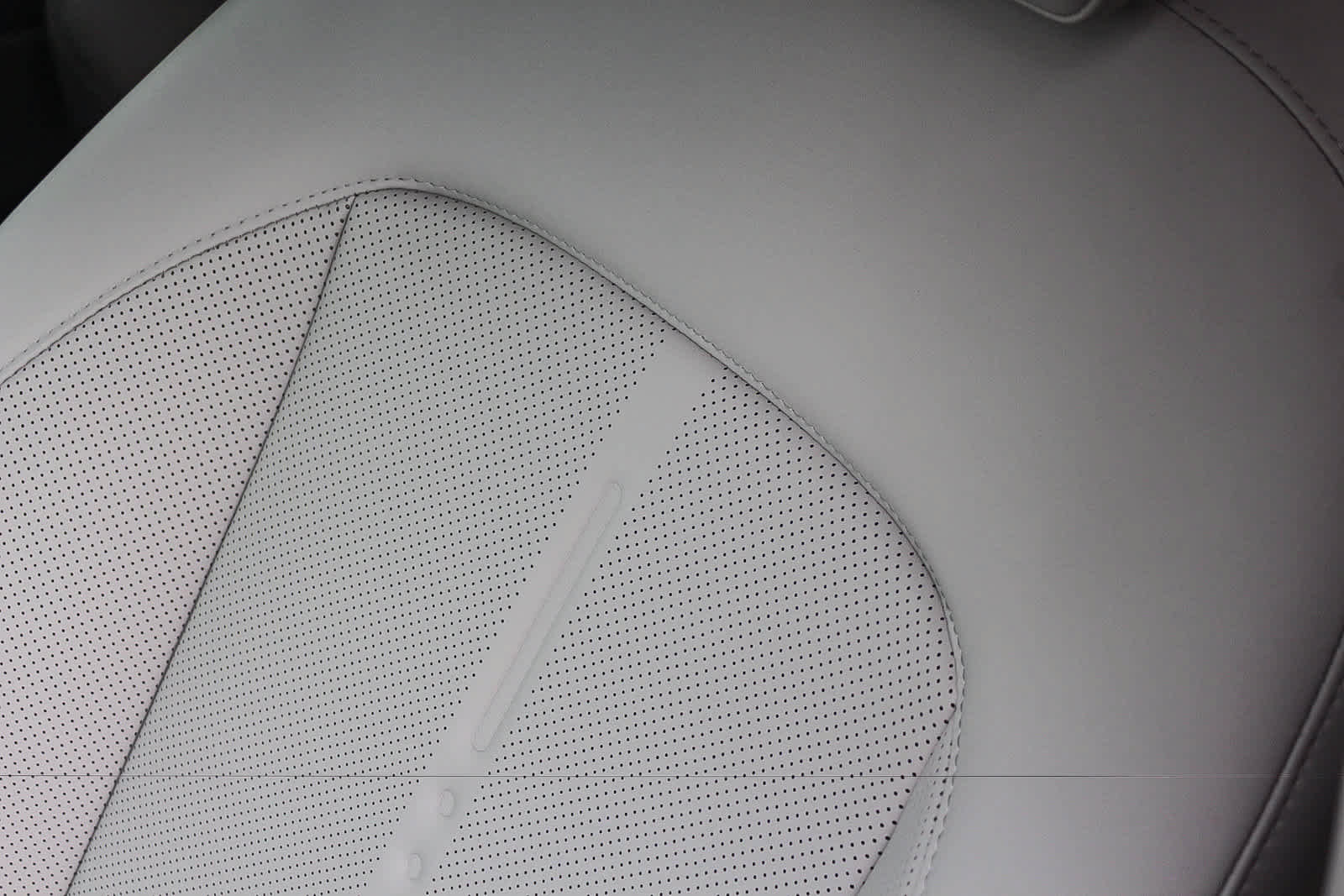 Certified 2026 Hyundai Kona SEL Premium FWD image 33