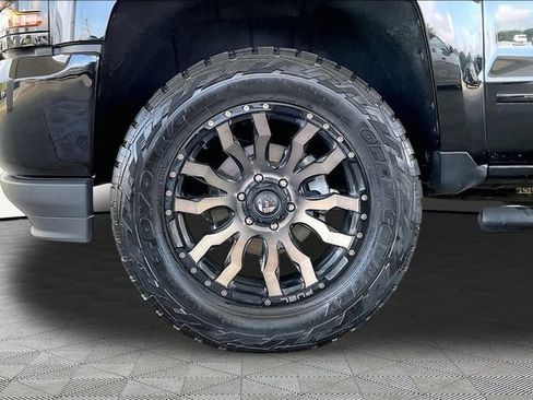 Used 2019 Chevrolet Silverado 1500 LT w/ All Star Edition AWD/4WD image 21