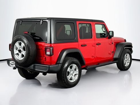 Used 2022 Jeep Wrangler Unlimited Sport AWD/4WD image 11