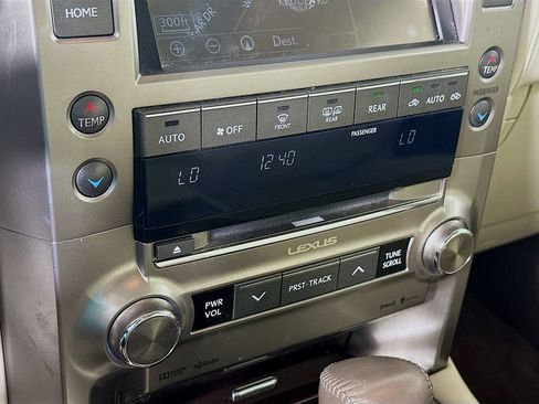 Used 2018 Lexus GX 460 Premium w/ Premium Package AWD/4WD image 14