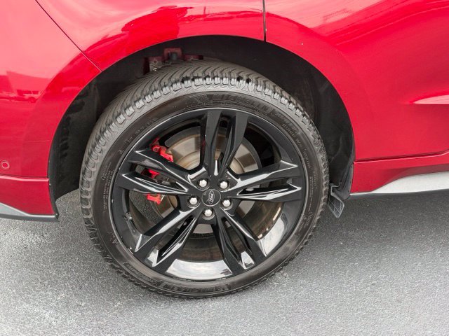 Used 2019 Ford Edge ST w/ Equipment Group 401A AWD/4WD image 4