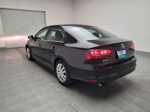 Used 2017 Volkswagen Jetta S image 5