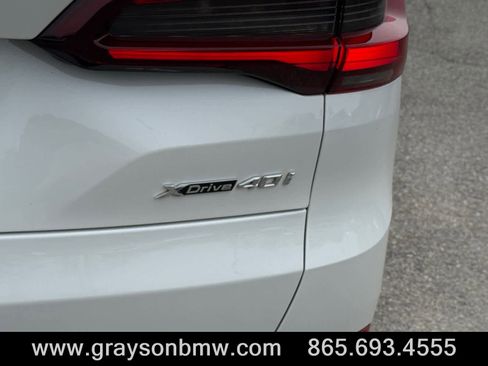 Used 2023 BMW X5 xDrive40i w/ Luxury Seating Package image 11