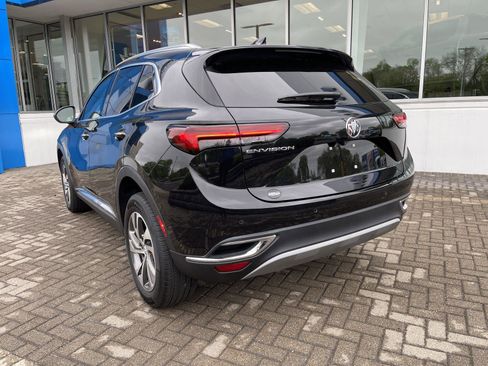 Used 2022 Buick Envision Essence w/ Safety Package FWD image 3
