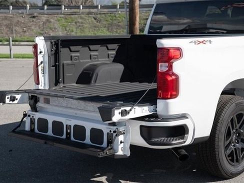 New 2025 Chevrolet Silverado 1500 Custom image 14