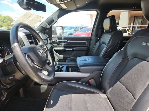 Used 2020 RAM 1500 Laramie AWD/4WD image 15