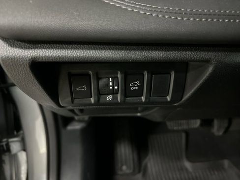 Certified 2023 Subaru Outback Limited image 17