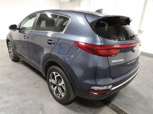 Used 2022 Kia Sportage LX image 6