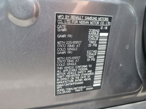 Used 2017 Nissan Rogue SV image 30