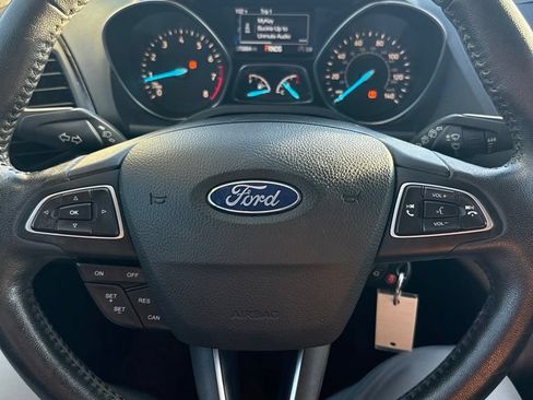 Used 2018 Ford Escape SEL AWD/4WD image 12