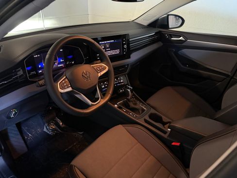 New 2026 Volkswagen Jetta SE FWD image 43