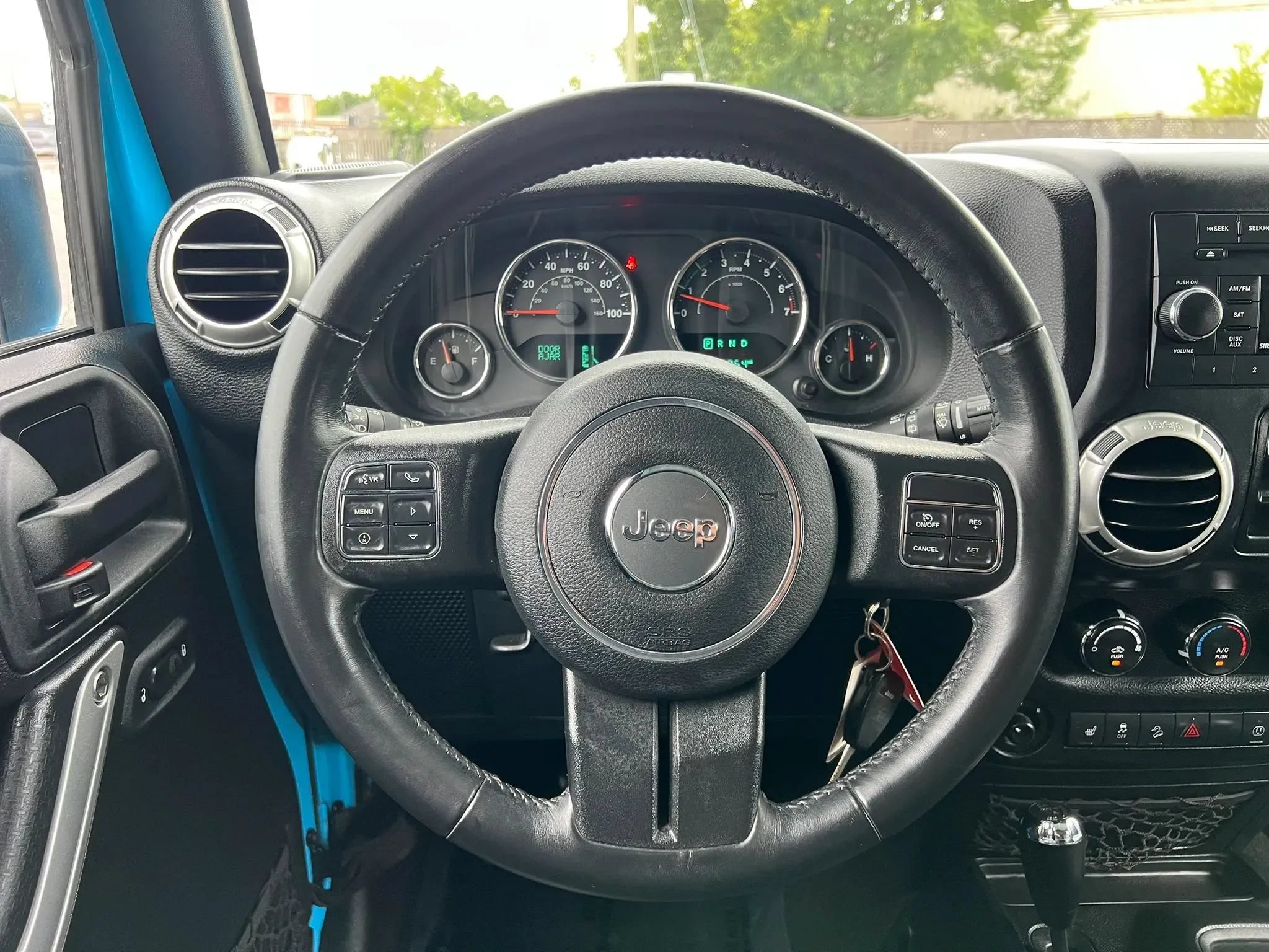 Used 2017 Jeep Wrangler Unlimited Sahara w/ Max Tow Package AWD/4WD image 21