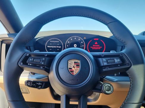 New 2026 Porsche Cayenne E-Hybrid Coupe image 19