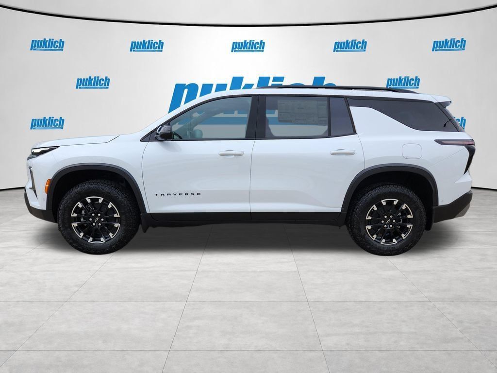 New 2026 Chevrolet Traverse Z71 w/ Enhanced Driving Package AWD/4WD image 2