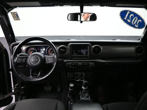 Used 2021 Jeep Gladiator Sport image 25