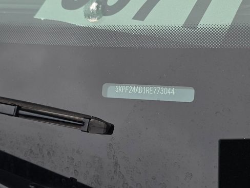 Used 2024 Kia Forte LXS FWD image 3