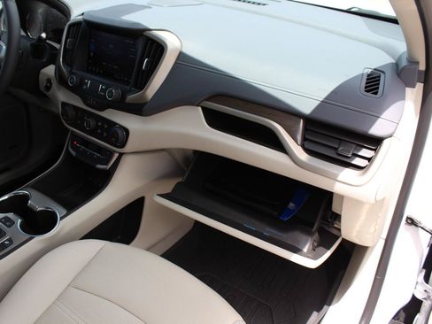 Used 2024 GMC Terrain Denali w/ Denali Premium Package AWD/4WD image 62