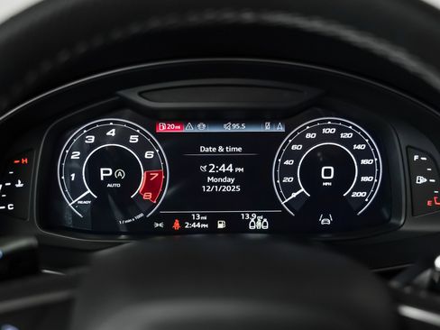 New 2026 Audi RS Q8 performance image 15