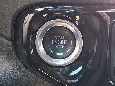 Certified 2025 Chevrolet Silverado 1500 LT image 23