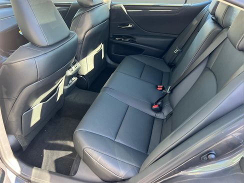New 2025 Lexus ES 350 w/ Premium Package image 15