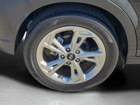 Certified 2022 Hyundai Kona SEL w/ Convenience Package image 5