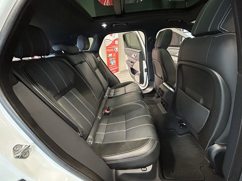 Used 2018 Land Rover Range Rover Velar R-Dynamic SE AWD/4WD image 43