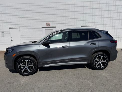 New 2026 Volkswagen Tiguan SE AWD/4WD image 3