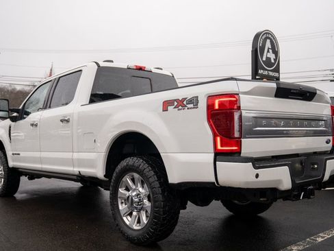 Used 2022 Ford F350 Platinum w/ FX4 Off-Road Package image 4