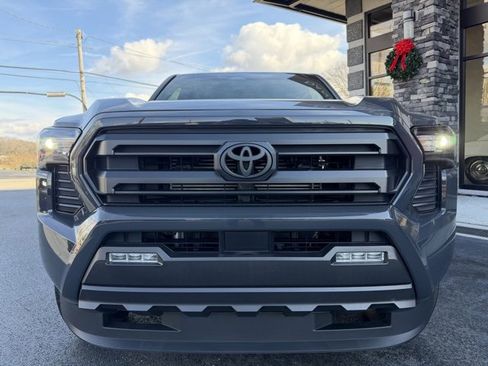 Used 2024 Toyota Tacoma SR5 image 2