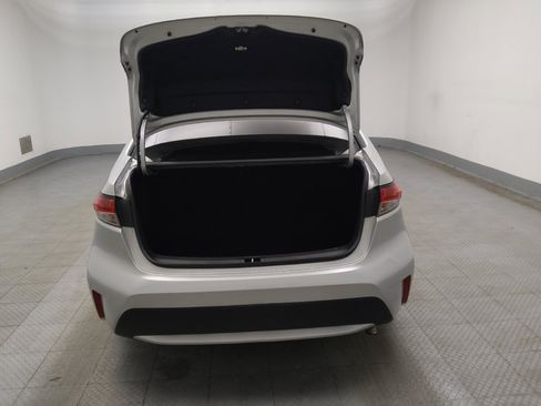 Used 2021 Toyota Corolla LE image 29