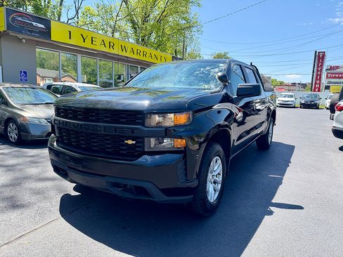 Used 2021 Chevrolet Silverado 1500 W/T w/ Z71 Off-Road Package AWD/4WD image 1
