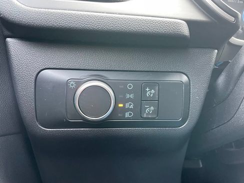 Used 2020 Ford Escape S AWD/4WD image 34