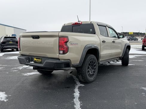 Used 2024 Chevrolet Colorado Trail Boss w/ Technology Package image 6