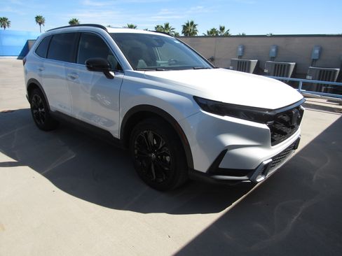 Used 2024 Honda CR-V Sport Touring image 2