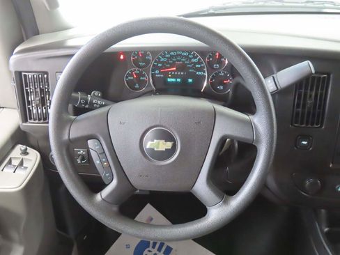Used 2023 Chevrolet Express 3500 LS RWD image 8