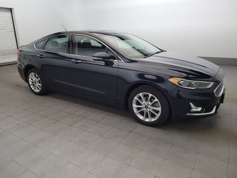 Used 2020 Ford Fusion Energi Titanium image 11