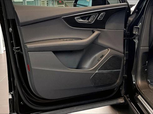 Used 2024 Audi Q7 2.0T Premium Plus image 21