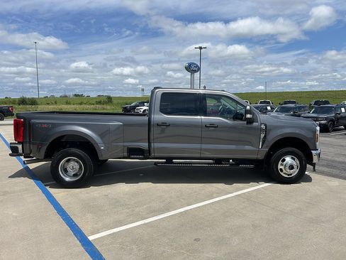 Used 2026 Ford F350 XLT AWD/4WD image 7